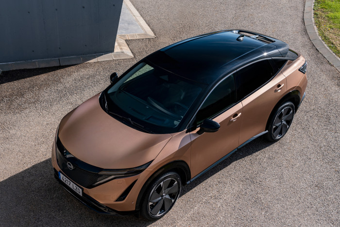 Mit 4,60 Meter L&auml;nge ist der Ariya etwa so lang wie der VW ID.4. (Foto: Nissan)