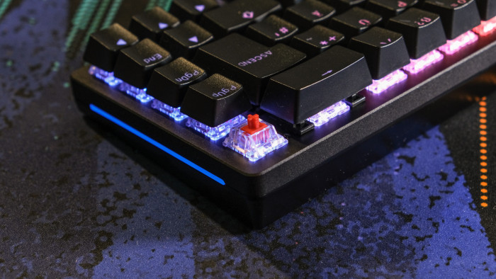 Das offene Design lässt die Beleuchtung durchscheinen. (Bild: Oliver Nickel/Golem.de)