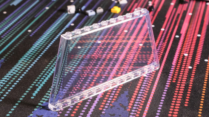 Aufbau des Lego DeLorean 10300 (Bild: Oliver Nickel/Golem.de)