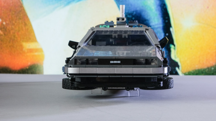 Lego Die Zeitmaschine aus Zurück in die Zukunft 10300 (Bild: Oliver Nickel/Golem.de)