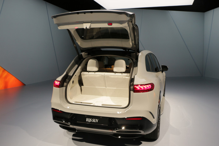 Auf Wunsch ist der EQS SUV als Siebensitzer erhältlich. (Foto: Friedhelm Greis/Golem.de)