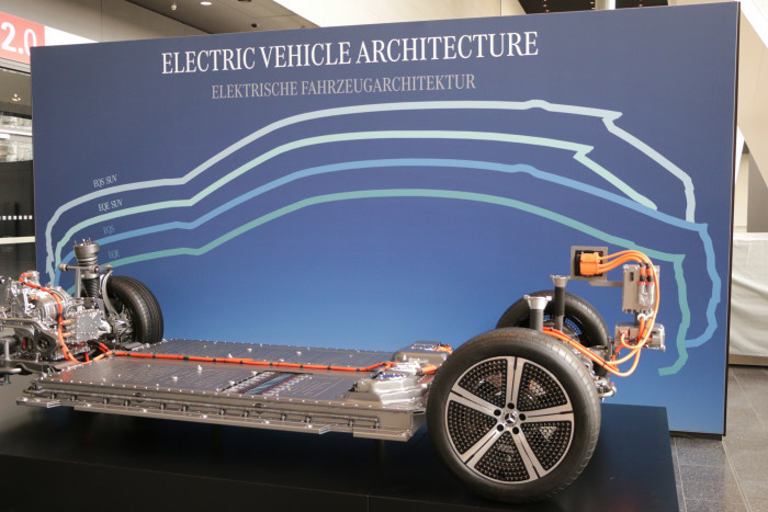 Der EQS SUV ist das größte Modell der EVA2-Plattform. (Foto: Friedhelm Greis/Golem.de)