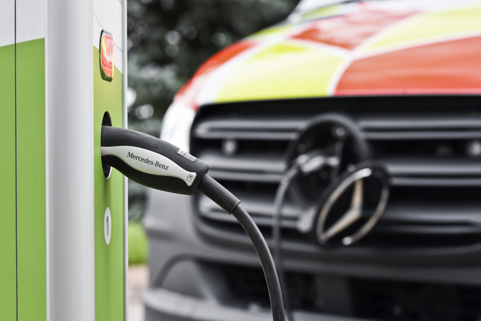 eSprinter als Rettungswagen (Bild:Mercedes-Benz)