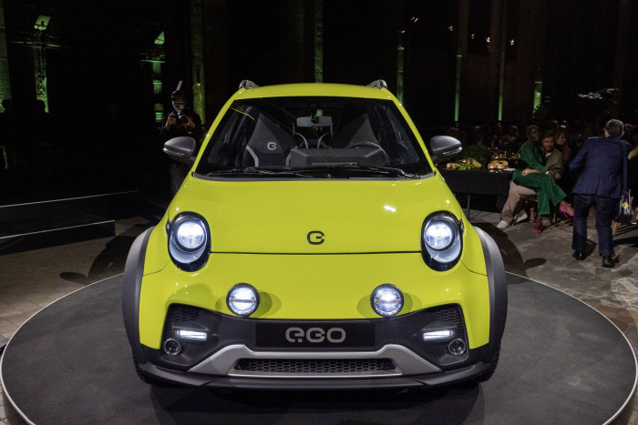 Die Frontpartie wurde überarbeitet. (Bild: Werner Pluta/Golem.de)