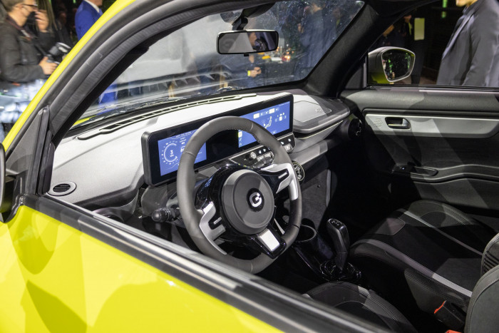 Die meisten Veränderungen gab es beim Interieur. (Bild: Werner Pluta/Golem.de)