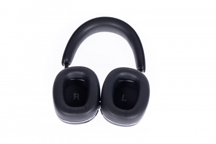 PX7 S2 von Bowers &amp; Wilkins (Bild: Martin Wolf/Golem.de)