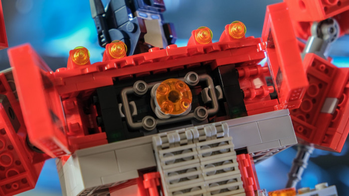 Lego Optimus Prime 10302 (Bild: Oliver Nickel/Golem.de)