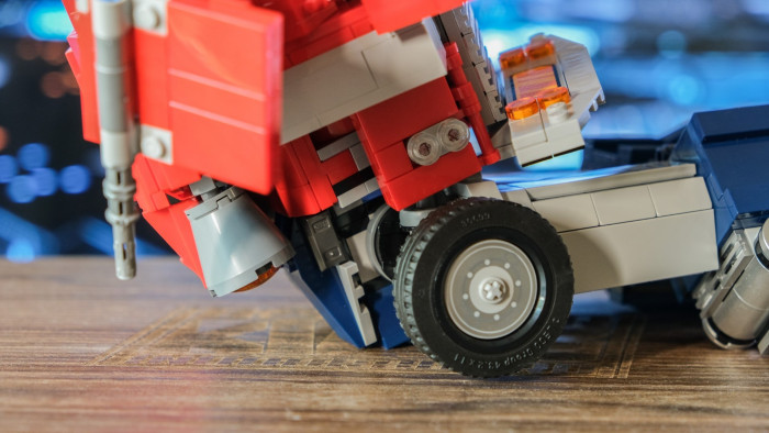 Lego Optimus Prime 10302 (Bild: Oliver Nickel/Golem.de)
