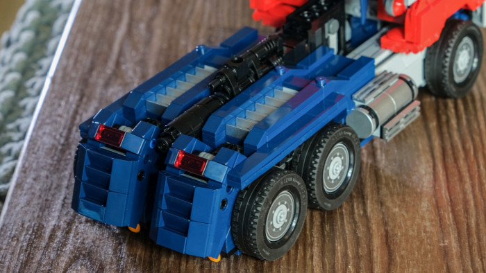 Lego Optimus Prime 10302 (Bild: Oliver Nickel/Golem.de)