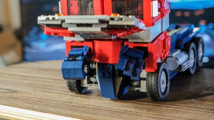 Lego Optimus Prime 10302 (Bild: Oliver Nickel/Golem.de)