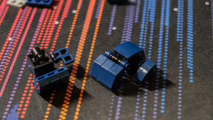 Aufbau von Lego Optimus Prime 10302 (Bild: Oliver Nickel/Golem.de)