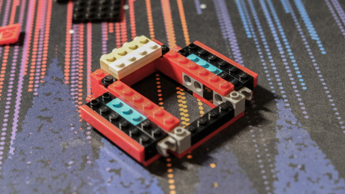 Aufbau von Lego Optimus Prime 10302 (Bild: Oliver Nickel/Golem.de)