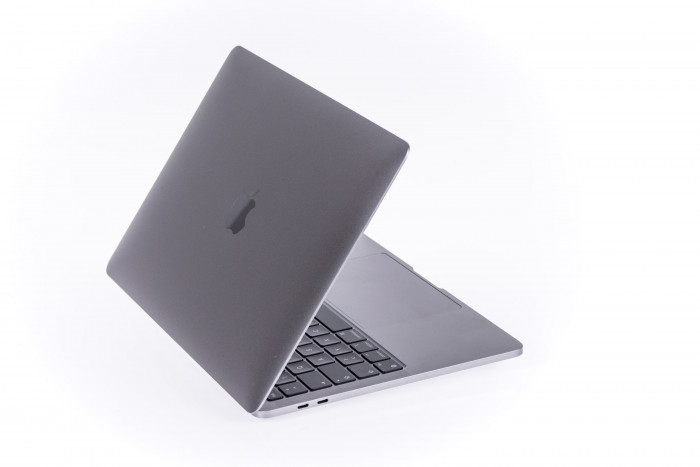 Macbook Pro M2 (Bild: Martin Wolf/Golem.de)