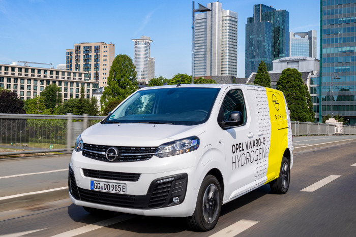 Der Vivaro-e Hydrogen ist ein Kleintransporter mit Brennstoffzellenantrieb. (Foto: Opel)