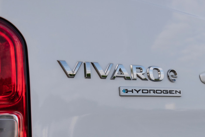 Der Vivaro-e Hydrogen lässt sich zunächst für 700 Euro monatlich leasen. (Foto: Opel)