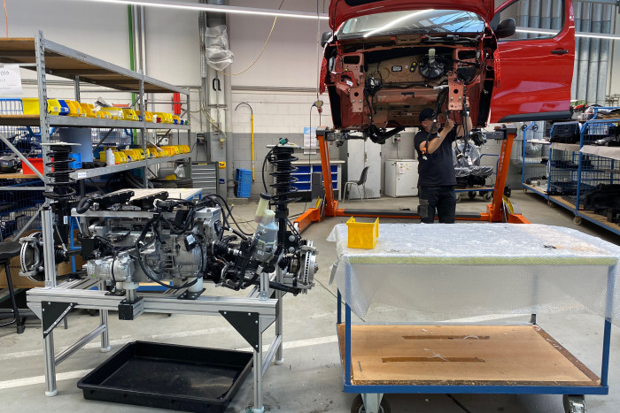 Opel baut den Wasserstoff-Vivaro in der Abteilung Special Vehicles in Rüsselsheim. (Foto: Dirk Kunde) 