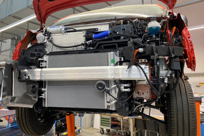 Ein Brennstoffzellenantrieb benötigt viel Technik. (Foto: Dirk Kunde) 