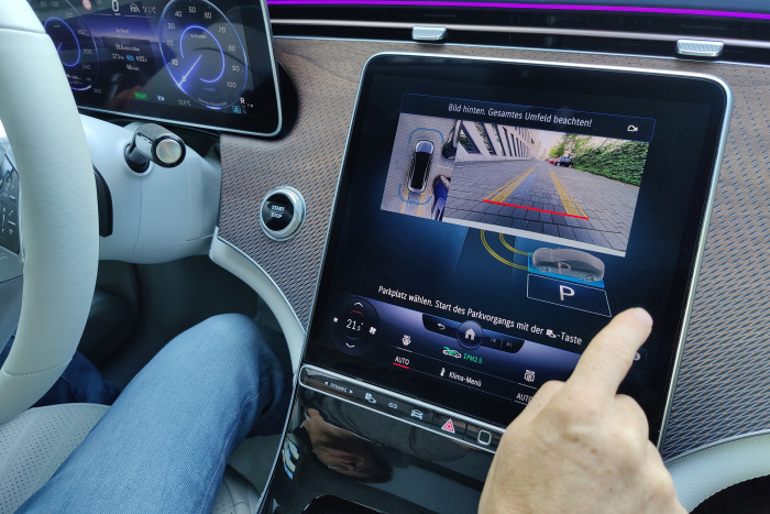 Die gewünschte Lücke lässt sich vom Fahrer auswählen. (Foto: Martin Wolf/Golem.de)