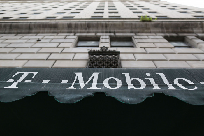 Strategisches Ziel der Telekom: Aktienmehrheit bei T-Mobile US trotz hoher Schulden