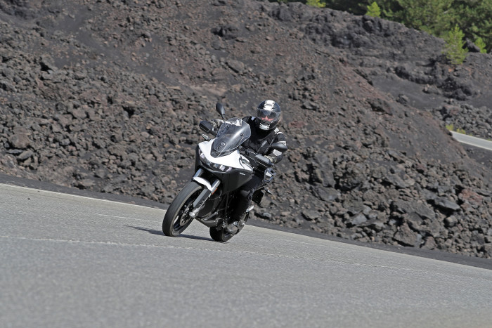 Die Zero DSR/X ist eine Reiseenduro mit Elektromotor. (Bild: Peter Ilg)