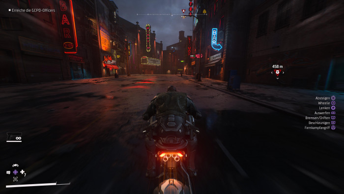 Mit dem Batmobil rast Red Hood zum nächsten Auftrag. (Bild: WB Games / Screenshot: Golem.de)