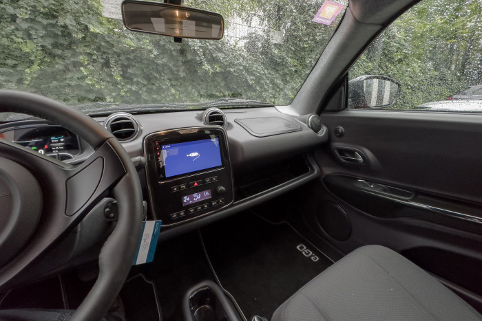 Die Innenausstattung ist weiterhin recht spartanisch. (Foto: Martin Wolf/Golem.de)