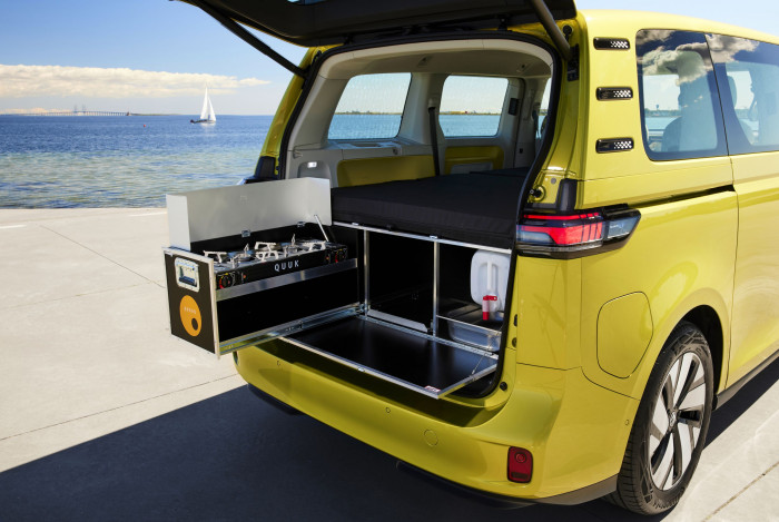 VW ID. Buzz mit Busbox von Ququq (Bild: VWN)