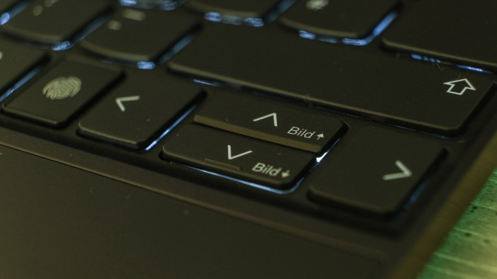 Kleinere Pfeiltasten (Bild: Oliver Nickel/Golem.de)