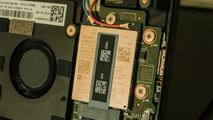 5G-Modul statt SSD (Bild: Oliver Nickel/Golem.de)