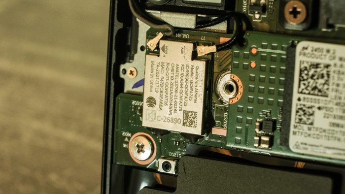 Auf der anderen Seite ist das WLAN-Modul verbaut. (Bild: Oliver Nickel/Golem.de)