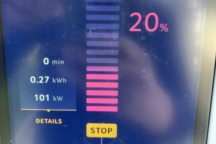 Leider hat bei unserem Test die Vorkonditionierung des Akkus nicht funktioniert. (Foto: Dirk Kunde) 