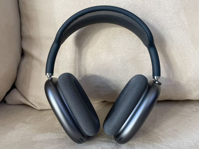 Airpods Max von Apple (Bild: Ingo Pakalski/Golem.de)