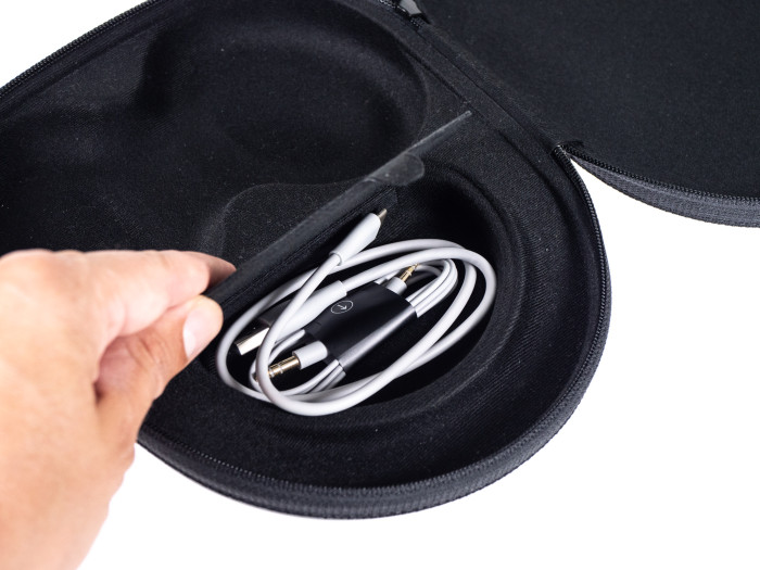 Noise Cancelling Headphones 700 von Bose (Bild: Martin Wolf/Golem.de)