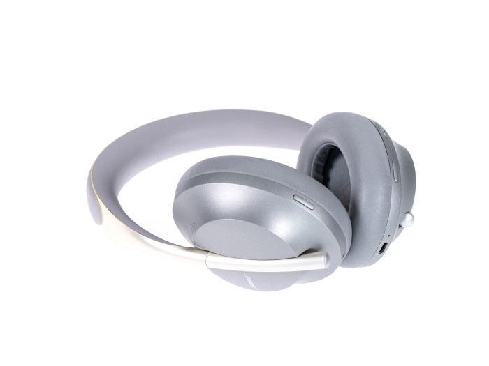 Noise Cancelling Headphones 700 von Bose (Bild: Martin Wolf/Golem.de)