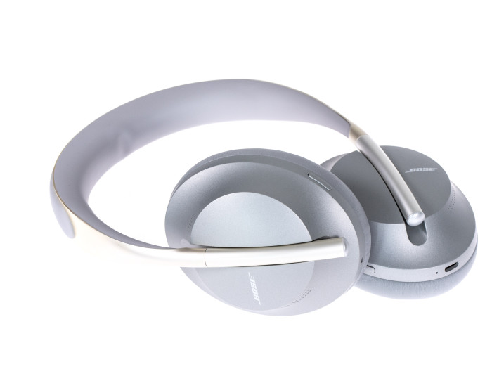Noise Cancelling Headphones 700 von Bose (Bild: Martin Wolf/Golem.de)