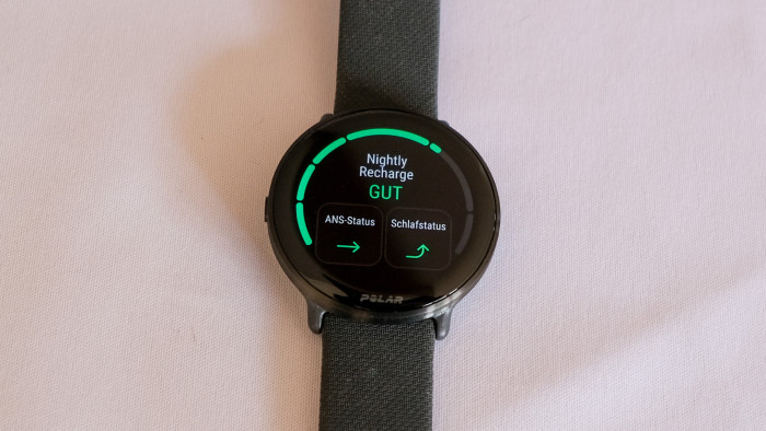 Das Menü der Schlafanalyse auf der Sportuhr selbst (Foto: Steinlechner/Golem.de)