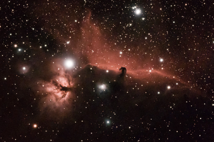 Pferdekopf und Flammennebel (Bild: Mario Keller)