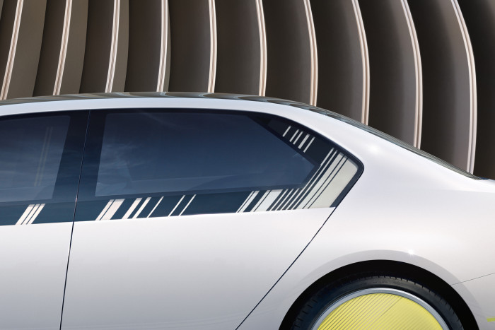 Der sogenannte Hofmeister-Knick an der C-S&auml;ule bleibt erhalten. (Foto: BMW)