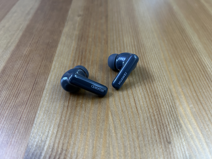 Huawei Freebuds 5i (Bild: Ingo Pakalski/Golem.de)