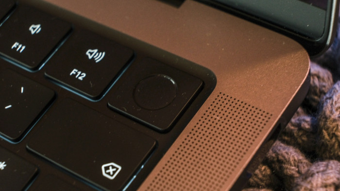 Macbook Pro 14 mit M2 Max (Bild: Oliver Nickel/Golem.de)