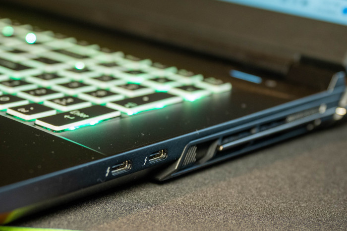 ... der rechten Seite ...