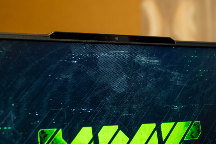 Die Webcam ist in einer Aussparung eingebaut. (Bild: Martin Wolf/Golem.de)