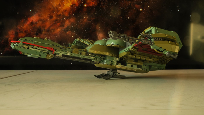 Bluebrixx Klingon Bird-of-Prey 104584 (Bild: Oliver Nickel/Golem.de)