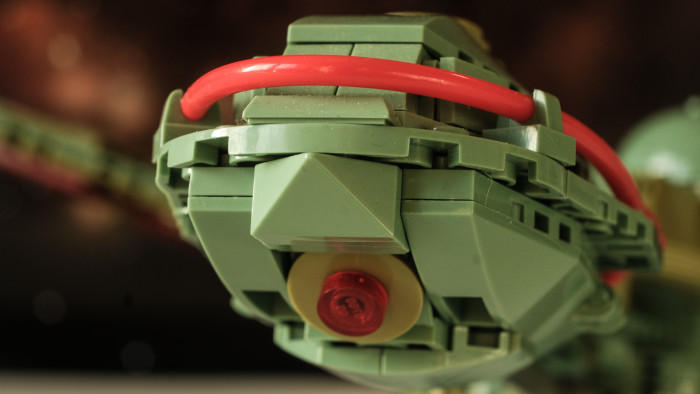 Bluebrixx Klingon Bird-of-Prey 104584 (Bild: Oliver Nickel/Golem.de)