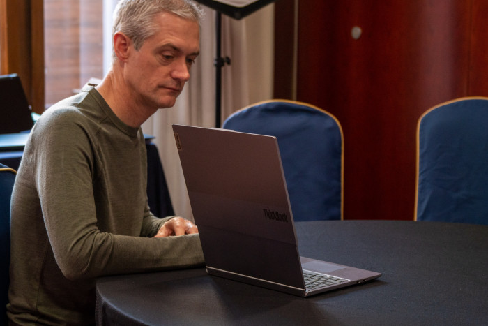 Das Rollable Notebook von hinten (Bild: Martin Wolf/Golem.de)