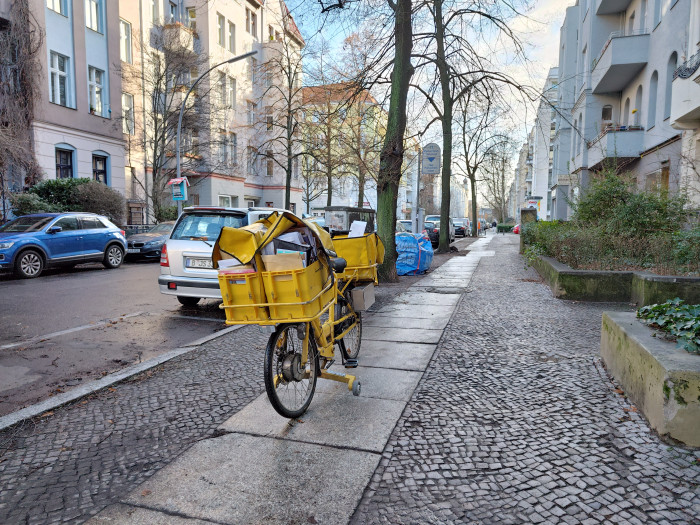 Trotz aktiviertem Auto-HDR ist in diesem Bild der Himmel im Hintergrund deutlich &uuml;berstrahlt. (Bild: Tobias K&ouml;ltzsch/Golem.de)