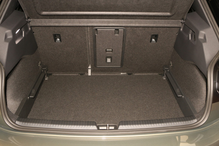 Das Kofferraumvolumen beträgt unverändert 385 Liter.  (Foto: Friedhelm Greis/Golem.de)