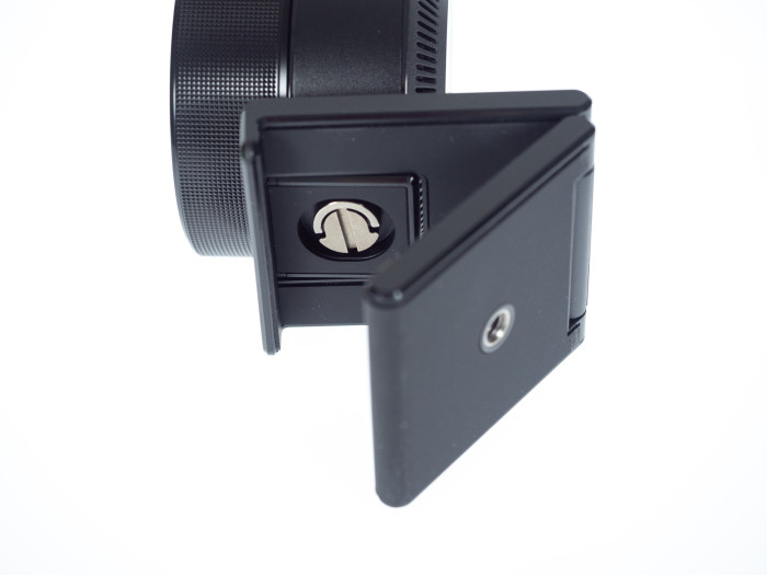 Die Befestigung ist schnell angebracht und wieder gelöst. (Bild: Martin Wolf/Golem.de)