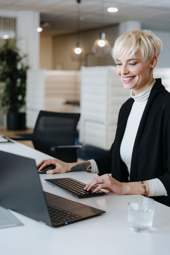 Cherry KW 9200 Mini (Bild: Cherry)