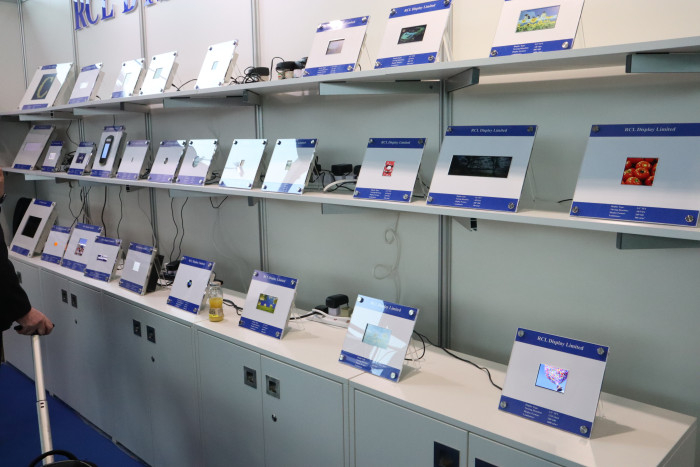 Wer ein Display braucht wird definitiv f&uuml;ndig. (Bild: Johannes Hiltscher, Golem.de)